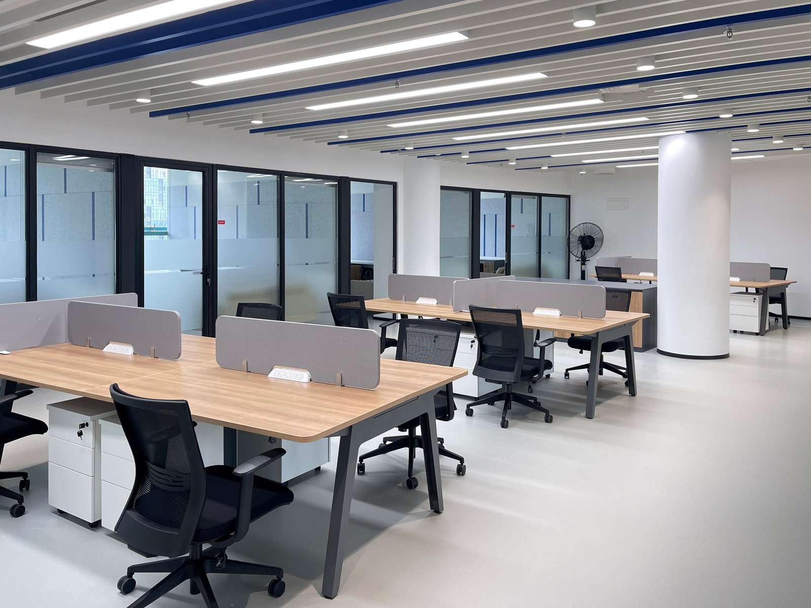 Huawei Regional Headquarters Workspace Solution image 2
