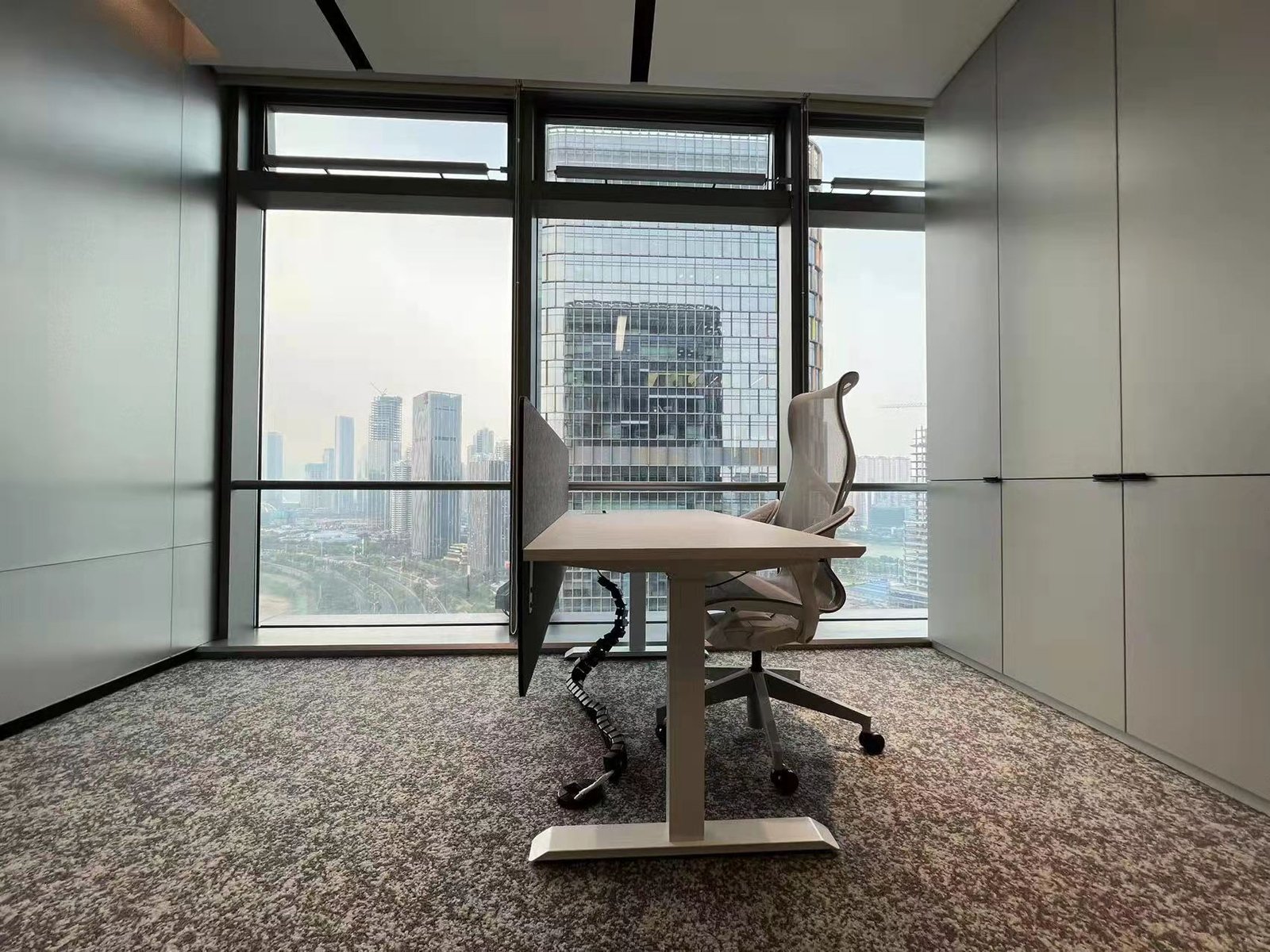 Huawei Regional Headquarters Workspace Solution image 4